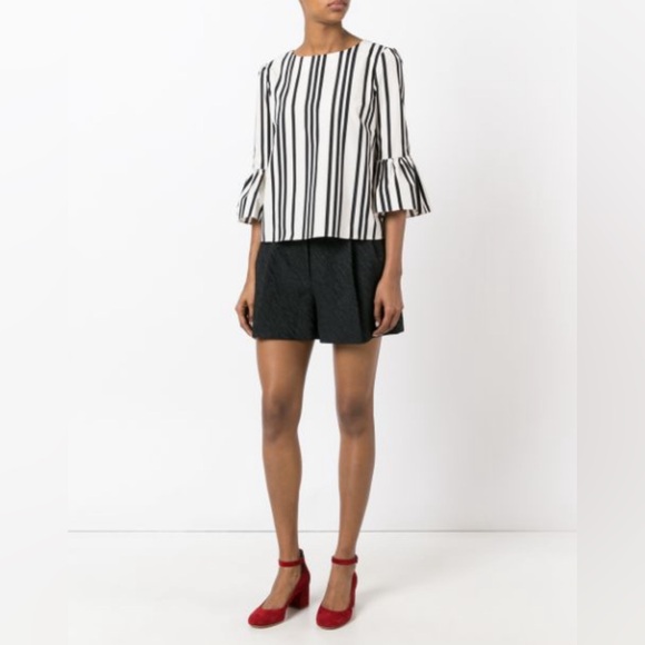 Alice + Olivia ‘Bernice’ variegated top - Picture 5 of 12